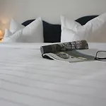 Ξενοδοχείο Hotel Zur Post Brilon
