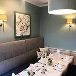 Hotel Zur Post 3*