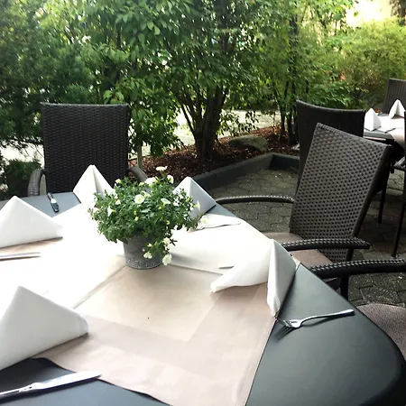 Hotel Zur Post 3*