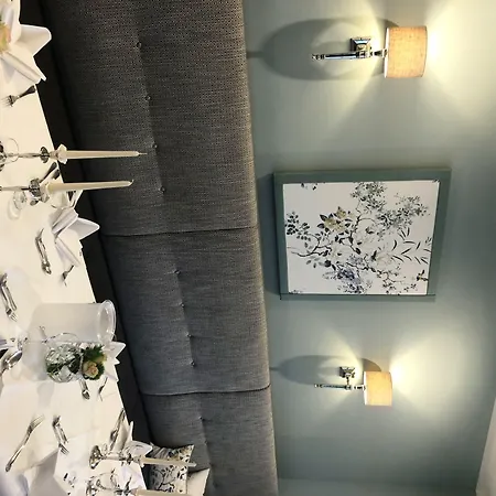 Hotel Zur Post Ξενοδοχείο 3*