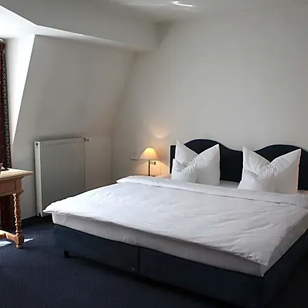 Hotel Zur Post 3*