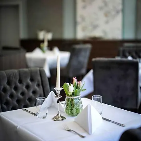 Hotel Zur Post 3*